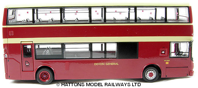 UKBUS 1041 off-side view