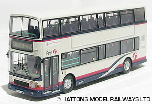 UKBUS 4005 front view