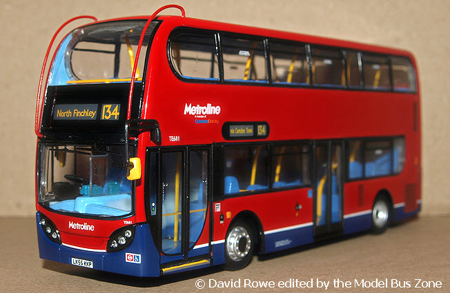 UKBUS 0020 front view