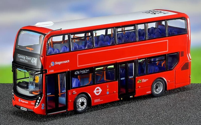 UKBUS6528 front view - click to enlarge