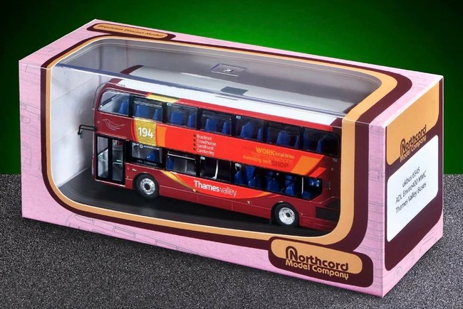 UKBUS6545 Model packaging