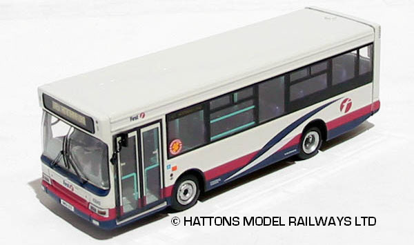 UKBUS 3002 front view