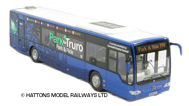 UKBUS 5022 off-side view