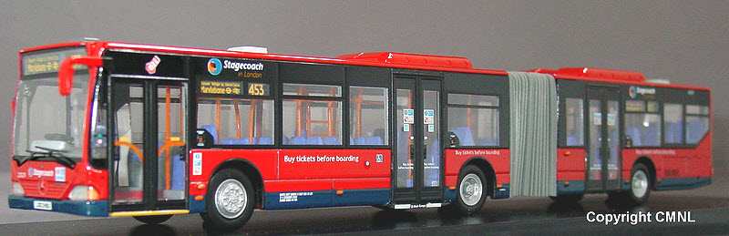 UKBUS 0011 front view