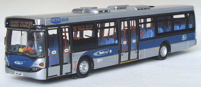 UKBUS 7002 front view