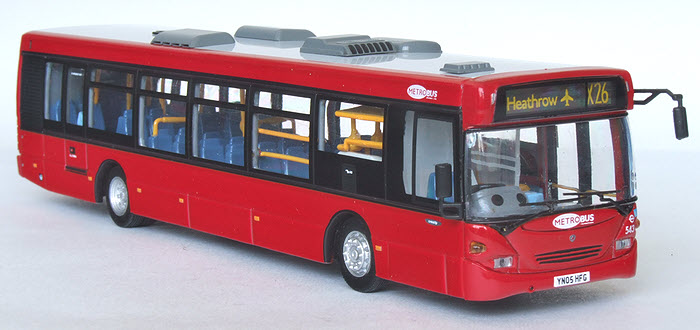 UKBUS 7005 front off-side view