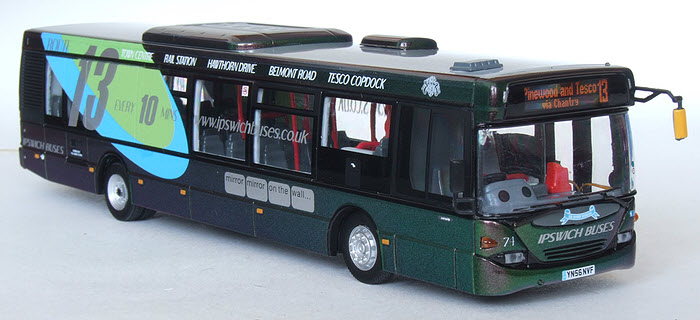 UKBUS 7013 off-side view