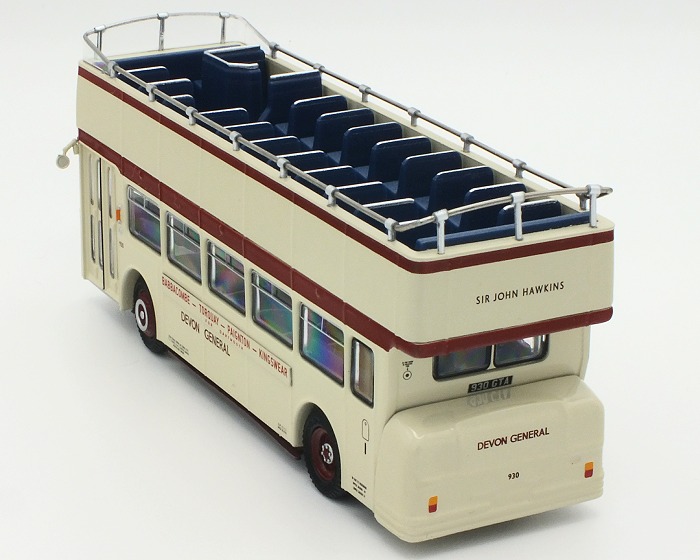 (E40502) Gift Set E99945 (Model B) nearside rear view