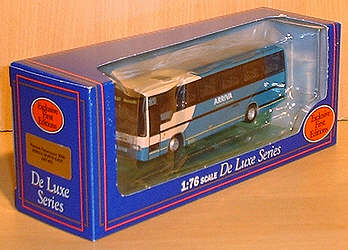 The blue De-luxe Series box used until 2003