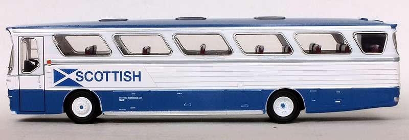 76AMT001 nearside view