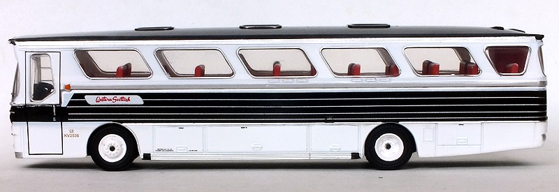 76AMT002 nearside view