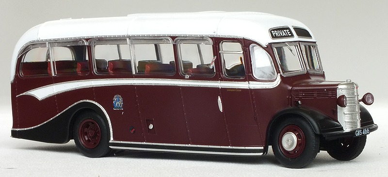 Rapido UK920006 front offside view