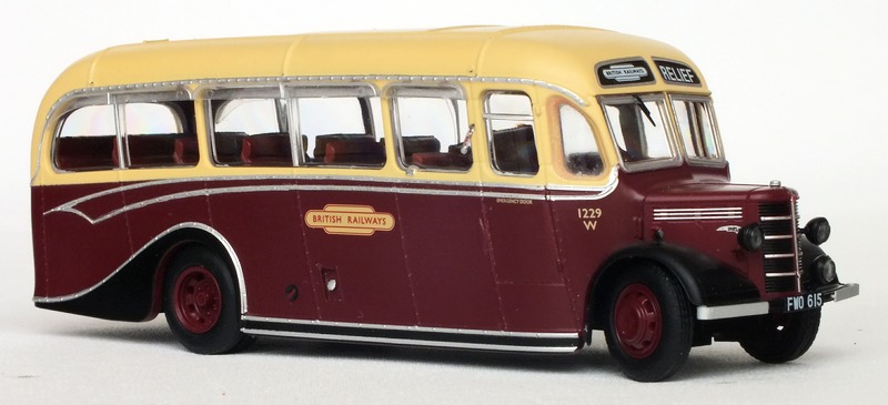 Rapido UK920007 front offside view