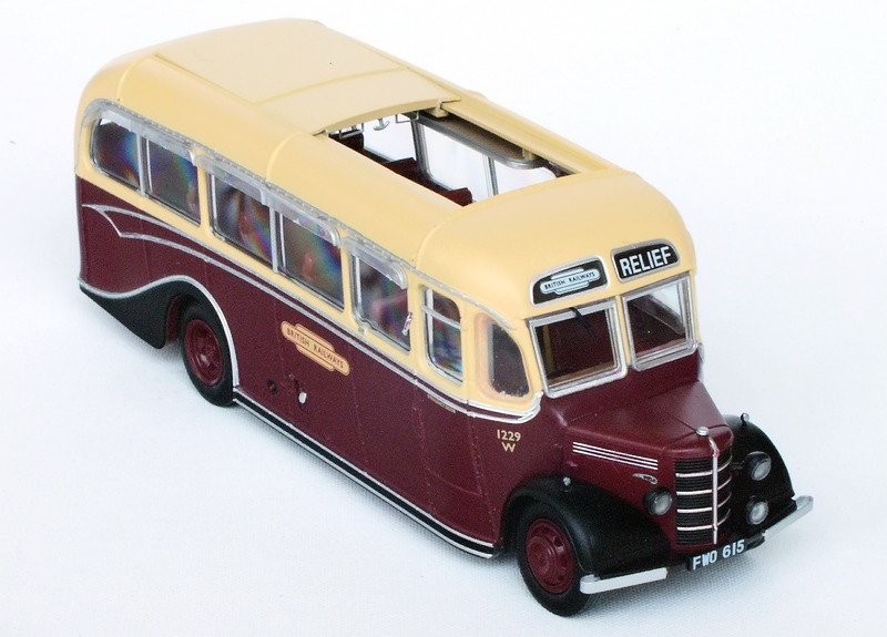 Rapido UK920007 high front view