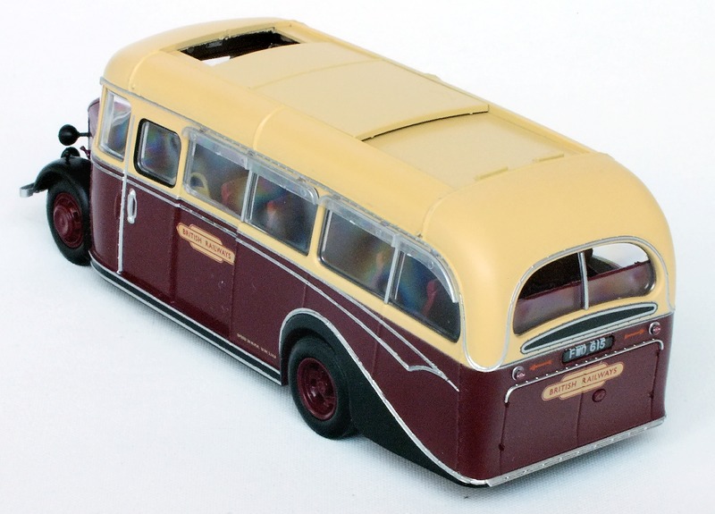 Rapido UK920007 high rear & view