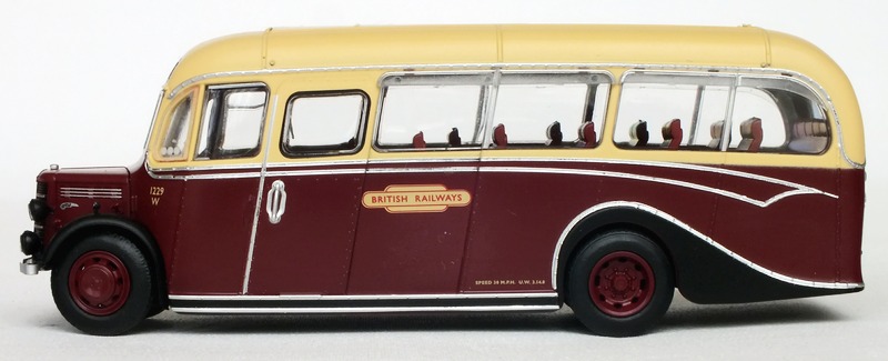 Rapido UK920007 nearside view