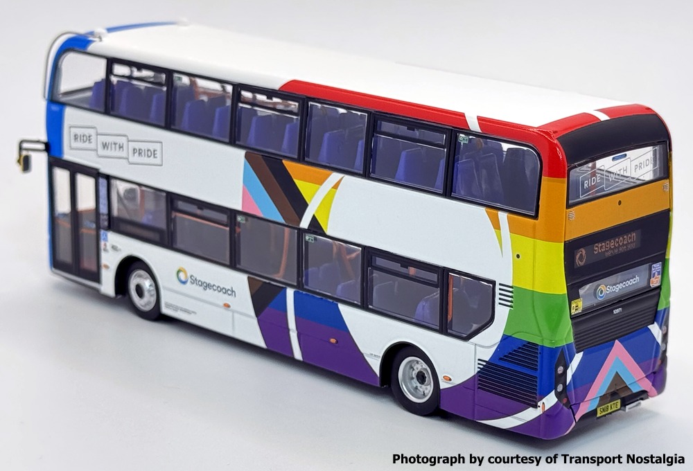 UKBUS 0088A rear nearside view